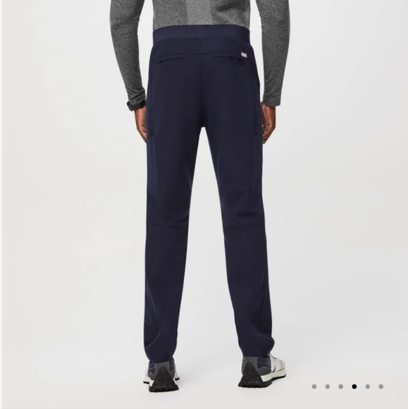 Figs Slim Axim™ Cargo Scrub Pants - Picture 6 of 8